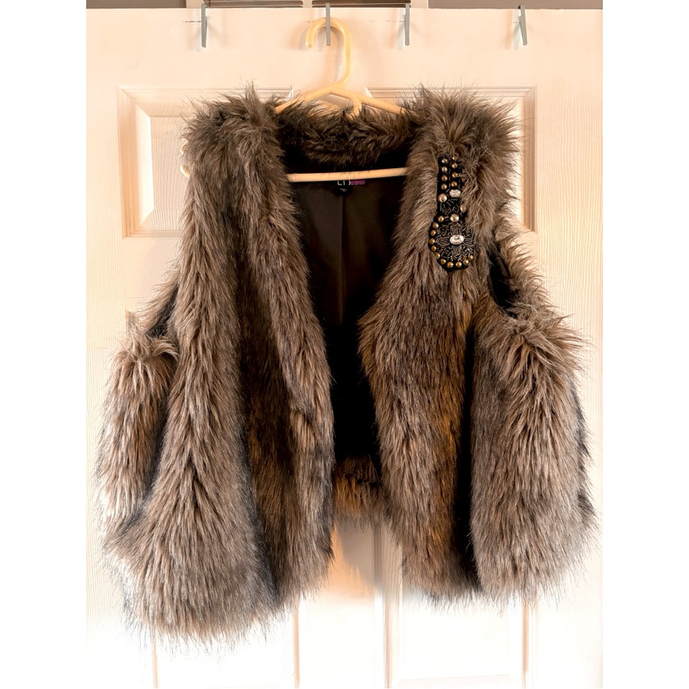 Embellished Faux Fur Vest in Brown